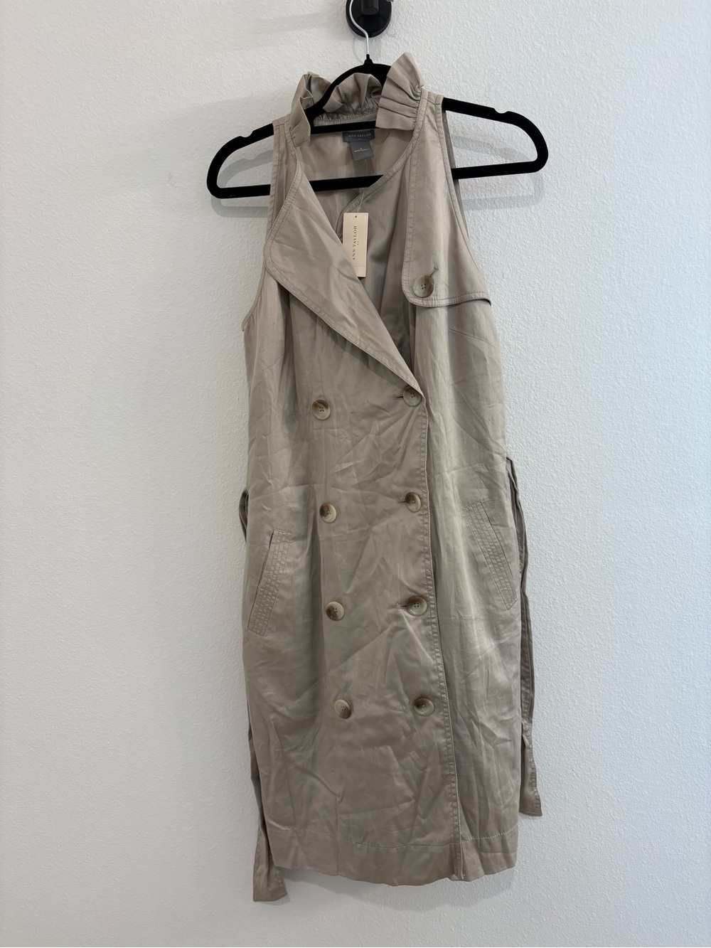 NWT Ann Taylor Sleeveless Double-Breasted Trench Dress with Ruffled Collar